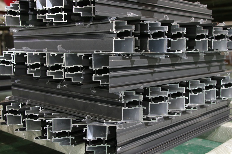 樓上樓高端門(mén)窗-樓上樓門(mén)窗怎么樣？可以定制鋁門(mén)窗嗎？