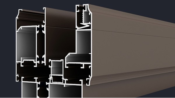 工程門窗中，斷橋鋁合金門窗的“斷橋”是指什么？
