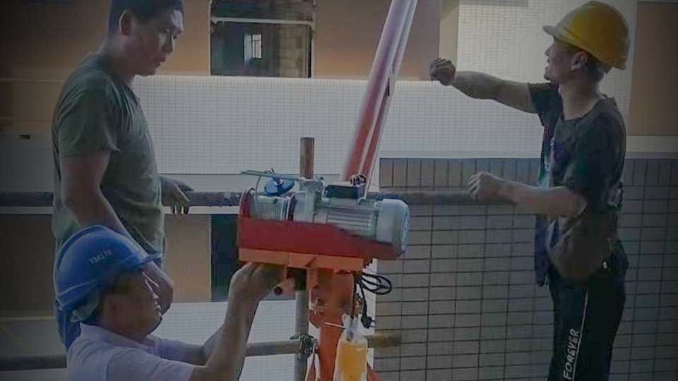 工程門窗幕墻滲水怎么處理？來看看樓上樓門窗的小技巧