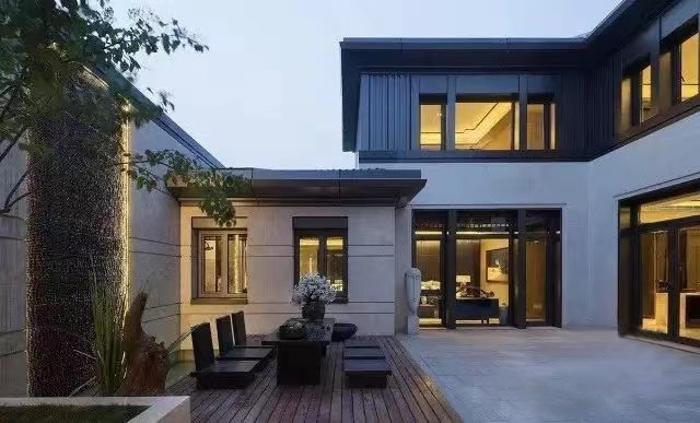 真正懂門窗的人，家里都在用這種鋁合金門窗！