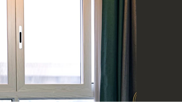 佛山哪里有做高端鋁木系統(tǒng)門窗的門窗廠家？